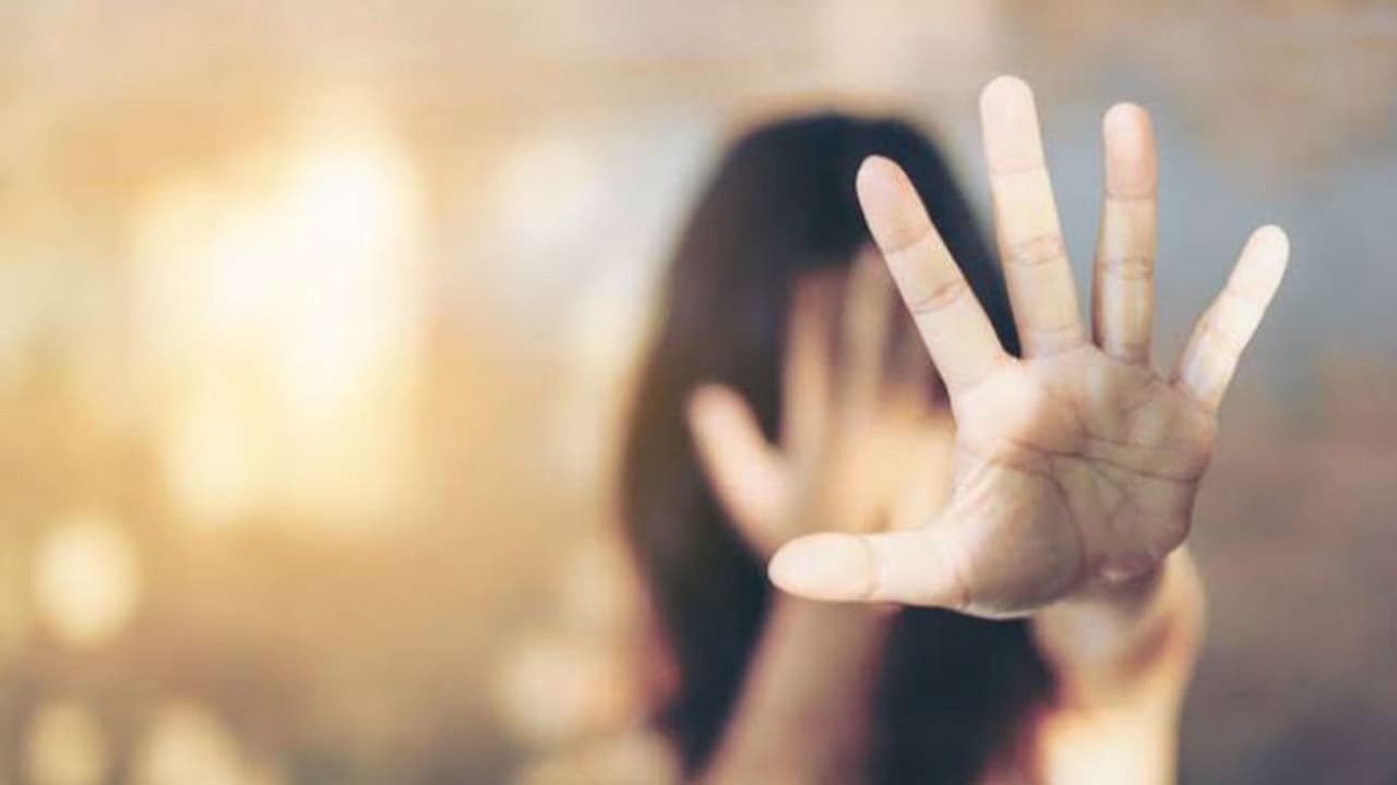 സ്ത്രീകളെ പറ്റി യുവാക്കള്‍ ചിന്തിക്കുന്നതിങ്ങനെ; ശ്രദ്ധേയമായി സര്‍വേ ഫലം