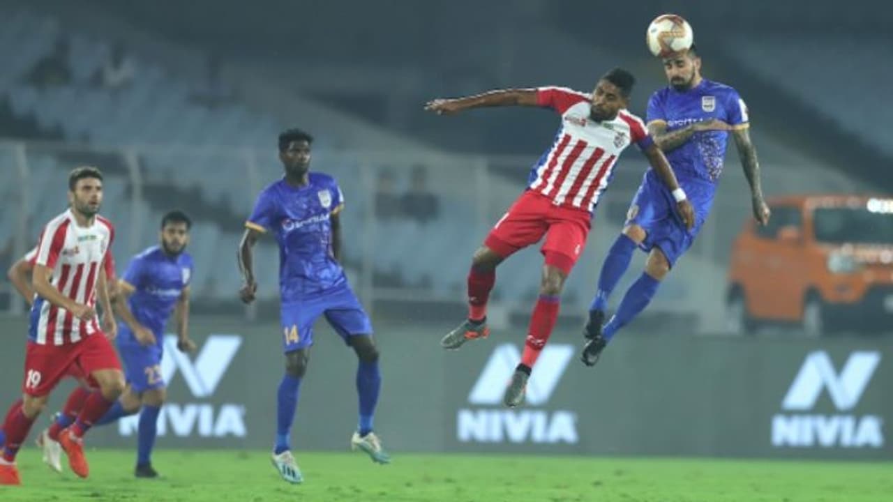 വീണ്ടും ഇഞ്ചുറിടൈം നാടകം; എടികെ മുംബൈ സിറ്റി മത്സരം സമനിലയില് വീണ്ടും ഇഞ്ചുറിടൈം നാടകം; എടികെ മുംബൈ സിറ്റി മത്സരം സമനിലയില്