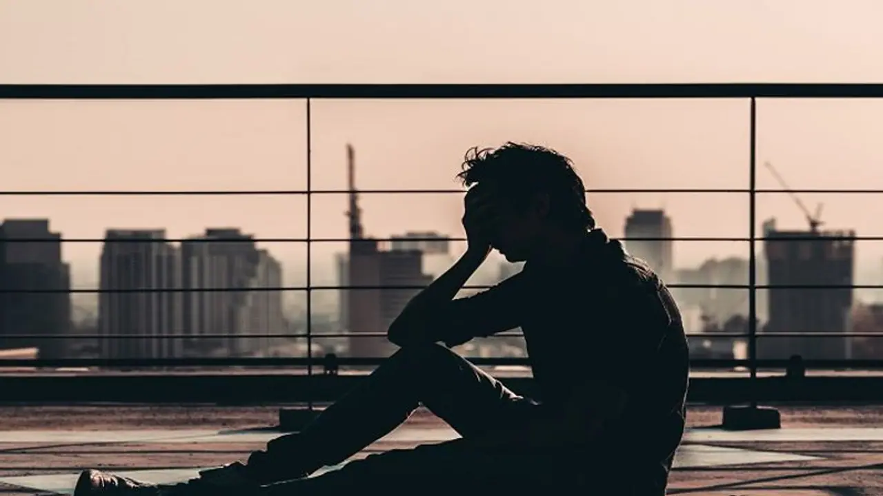 ब्रेकअप होने पर भीतर से टूट जाते हैं पुरुष, हो जाते हैं डिप्रेशन के शिकार