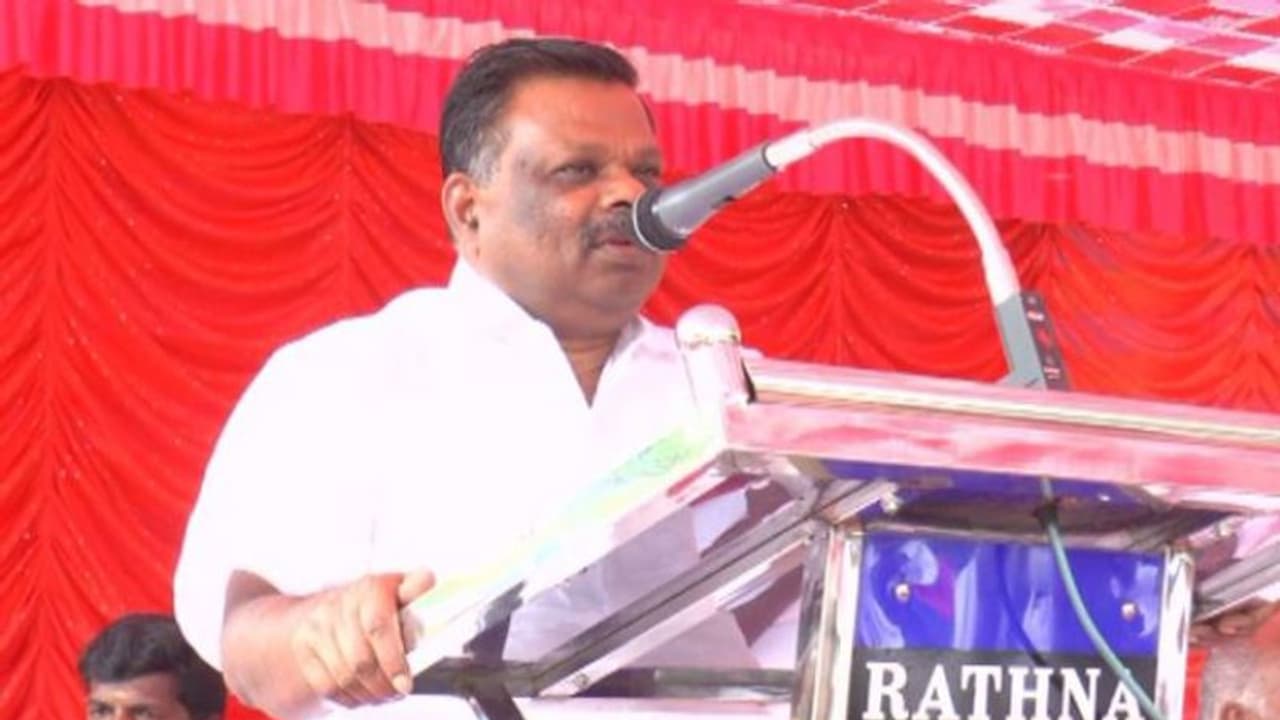 S Rajendran Suspension ; എസ് രാജേന്ദ്രന്റെ സസ്പെൻഷൻ സിപിഎം ഔദ്യോഗികമായി പ്രഖ്യാപിച്ചു S Rajendran Suspension ; എസ് രാജേന്ദ്രന്റെ സസ്പെൻഷൻ സിപിഎം ഔദ്യോഗികമായി പ്രഖ്യാപിച്ചു