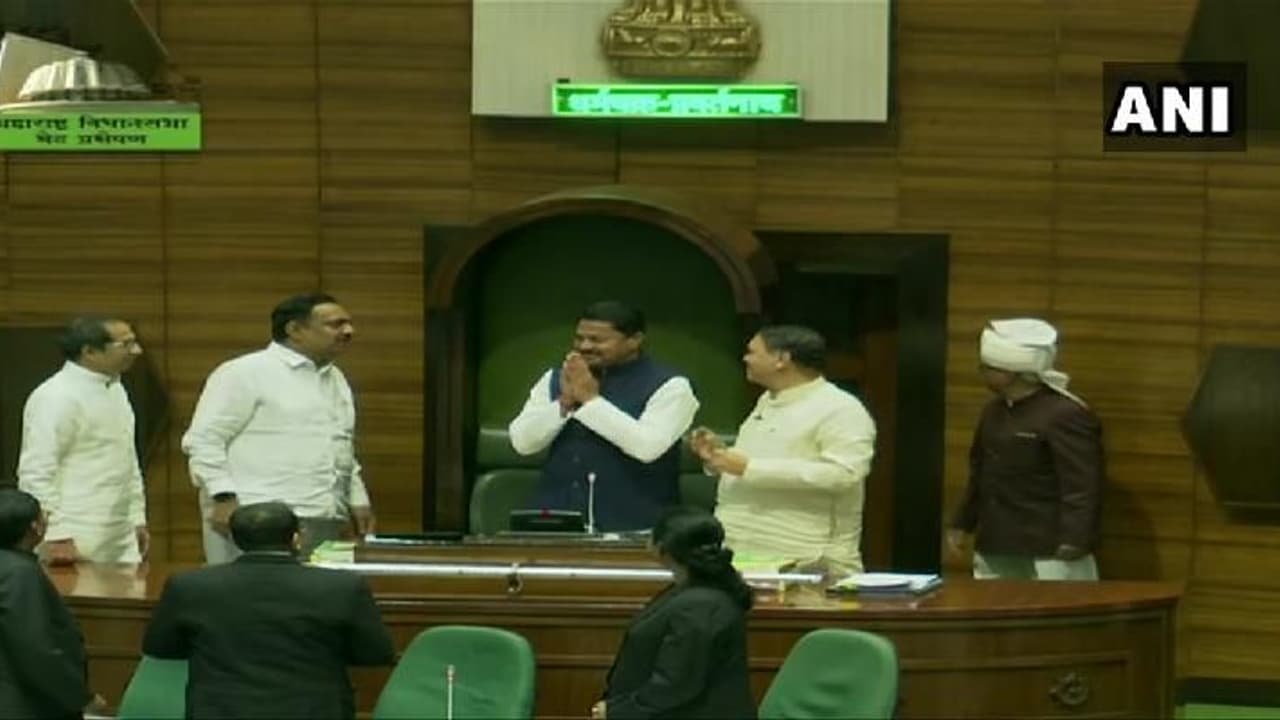 பின்வாங்கிய பாஜக..! அசால்ட்டாக தட்டித் தூக்கிய காங்கிரஸ்..! பின்வாங்கிய பாஜக..! அசால்ட்டாக தட்டித் தூக்கிய காங்கிரஸ்..!