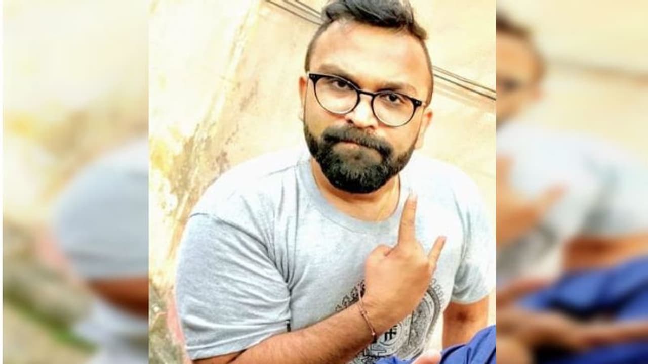 চেন্নাইয়ে বাঙালি যুবকের রহস্যমৃত্যু, হোটেলের বাথরুমে উদ্ধার ঝুলন্ত দেহ চেন্নাইয়ে বাঙালি যুবকের রহস্যমৃত্যু, হোটেলের বাথরুমে উদ্ধার ঝুলন্ত দেহ