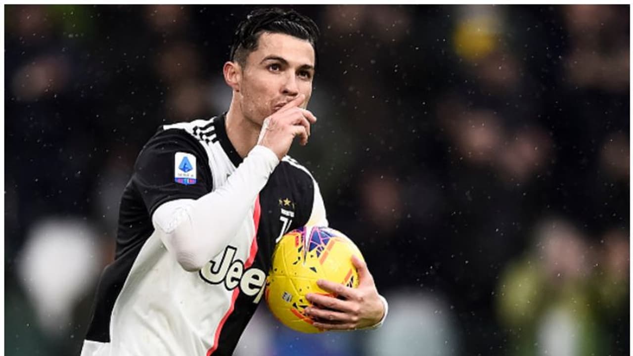 ১৩ জুন মাঠে নামছেন সিআরসেভেন, অপেক্ষায় ফুটবল বিশ্ব ১৩ জুন মাঠে নামছেন সিআরসেভেন, অপেক্ষায় ফুটবল বিশ্ব