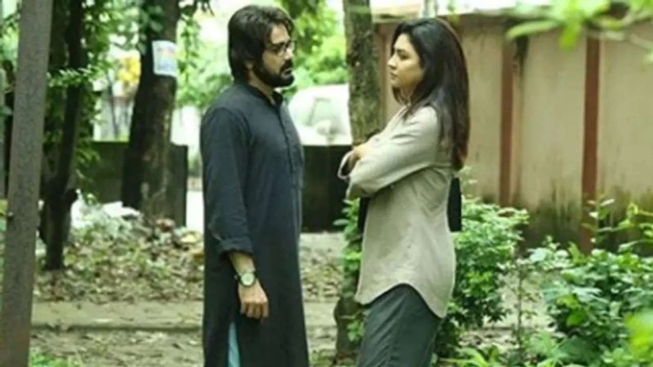 প্রেমিকা জয়ার ডাক প্রসেনজিৎকে, রবিবাসরীয় গল্পে মাতছে 'রবিবার' প্রেমিকা জয়ার ডাক প্রসেনজিৎকে, রবিবাসরীয় গল্পে মাতছে 'রবিবার'