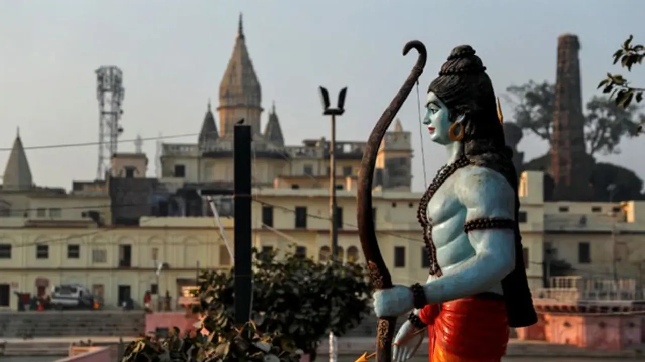 अयोध्या फैसले के खिलाफ पहली पुनर्विचार याचिका SC में दाखिल, कहा वहां नमाज होती थी, मुसलमानों को क्यों किया बाहर अयोध्या फैसले के खिलाफ पहली पुनर्विचार याचिका SC में दाखिल, कहा वहां नमाज होती थी, मुसलमानों को क्यों किया बाहर