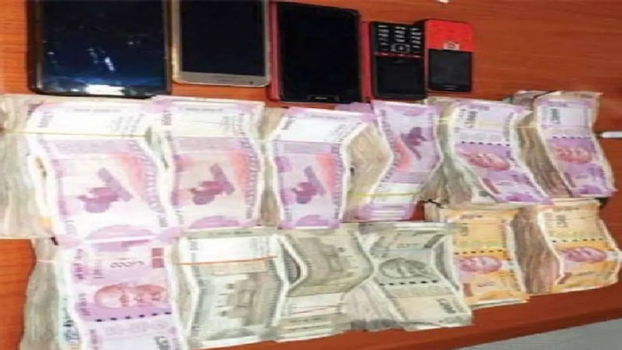 ಹುಬ್ಬಳ್ಳಿ: ಖೋಟಾ ನೋಟು ಚಲಾವಣೆ, ನಾಲ್ವರ ಬಂಧನ