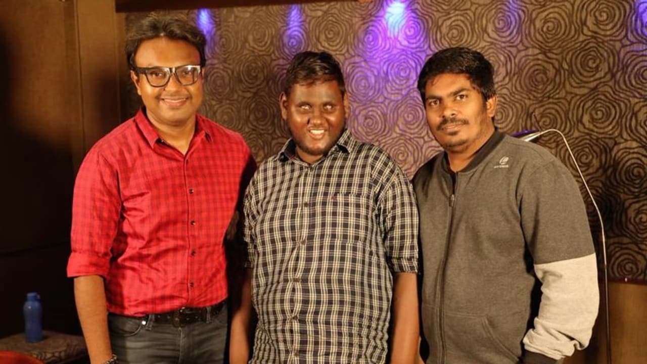 பின்னனி பாடகராக அறிமுகமான மாற்றுத்திறனாளி இளைஞர்! சீறு படத்தின் ஃபர்ஸ்ட் சிங்கிள் ட்ராக் வெளியீடு! ஆதரவு தரும்படி டி.இமான் உருக்கமான வீடியோ பதிவு! பின்னனி பாடகராக அறிமுகமான மாற்றுத்திறனாளி இளைஞர்! சீறு படத்தின் ஃபர்ஸ்ட் சிங்கிள் ட்ராக் வெளியீடு! ஆதரவு தரும்படி டி.இமான் உருக்கமான வீடியோ பதிவு!