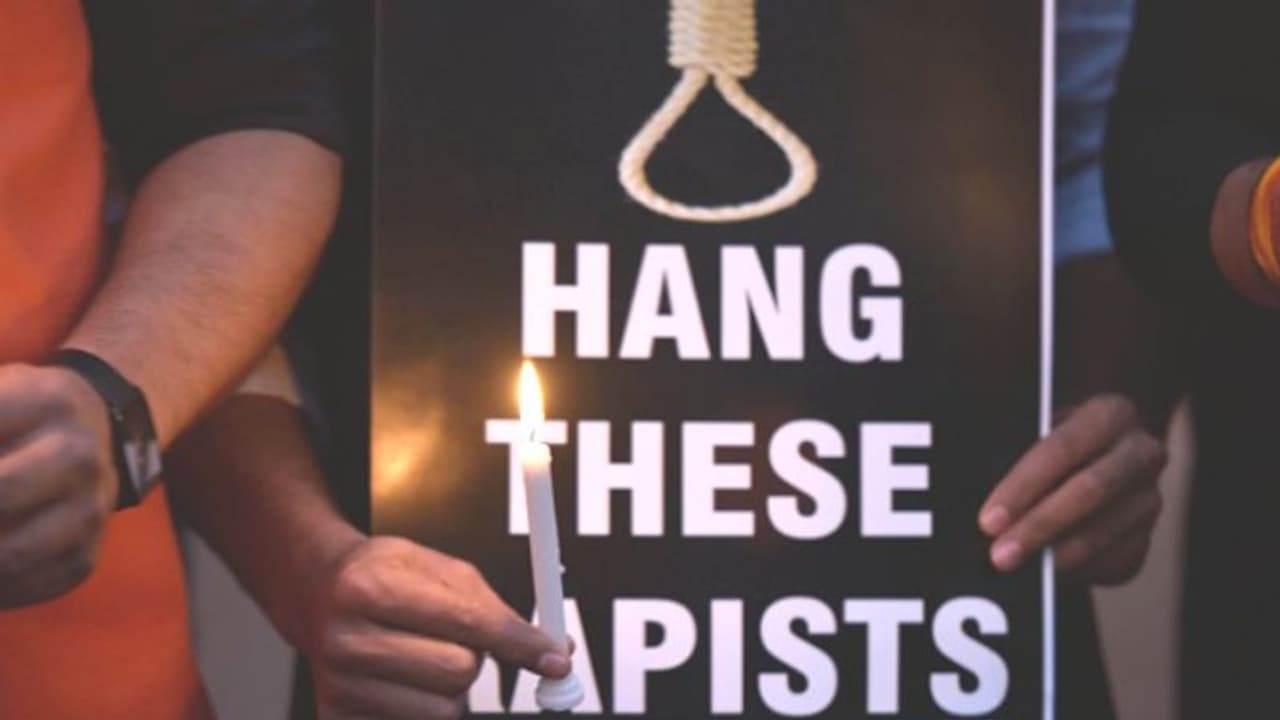 জেলে ঢুকেই মাংস ভাত, রাত জাগল হায়দরাবাদ ধর্ষণকাণ্ডের অভিযুক্তরা জেলে ঢুকেই মাংস ভাত, রাত জাগল হায়দরাবাদ ধর্ষণকাণ্ডের অভিযুক্তরা