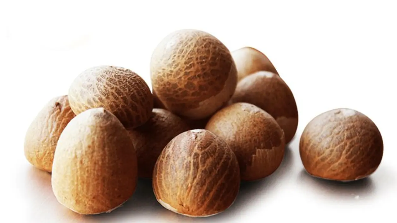 সুপারি রোগের প্রতিকার: এ দিন করুন এই ৩টি উপায়, একটি সুপারি দূর করবে সব কষ্ট সুপারি রোগের প্রতিকার: এ দিন করুন এই ৩টি উপায়, একটি সুপারি দূর করবে সব কষ্ট