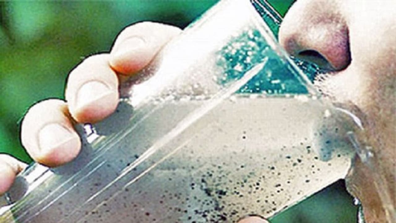 ಬೆಂಗಳೂರಿನ 3 ಕಡೆ ಕಲುಷಿತ ನೀರಿನಿಂದ ಜನರು ಅಸ್ವಸ್ಥ: ತೀವ್ರ ಹೊಟ್ಟೆನೋವಿನಿಂದ ಆಸ್ಪತ್ರೆಯಲ್ಲಿ ಚಿಕಿತ್ಸೆ ಬೆಂಗಳೂರಿನ 3 ಕಡೆ ಕಲುಷಿತ ನೀರಿನಿಂದ ಜನರು ಅಸ್ವಸ್ಥ: ತೀವ್ರ ಹೊಟ್ಟೆನೋವಿನಿಂದ ಆಸ್ಪತ್ರೆಯಲ್ಲಿ ಚಿಕಿತ್ಸೆ