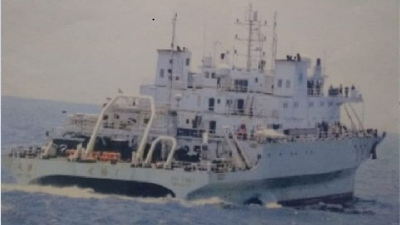 ಭಾರತೀಯ ಸಮುದ್ರ ಗಡಿ ಪ್ರವೇಶಿಸಿದ್ದ ಚೀನಿ ಹಡಗು ಓಡಿಸಿದ ನೌಕಾಸೇನೆ!