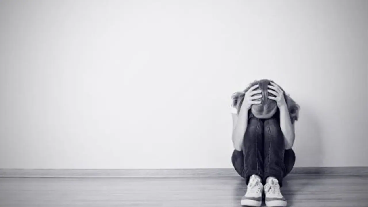 കൗമാരക്കാരിലെ വിഷാദരോഗത്തിനുള്ള കാരണങ്ങൾ കൗമാരക്കാരിലെ വിഷാദരോഗത്തിനുള്ള കാരണങ്ങൾ