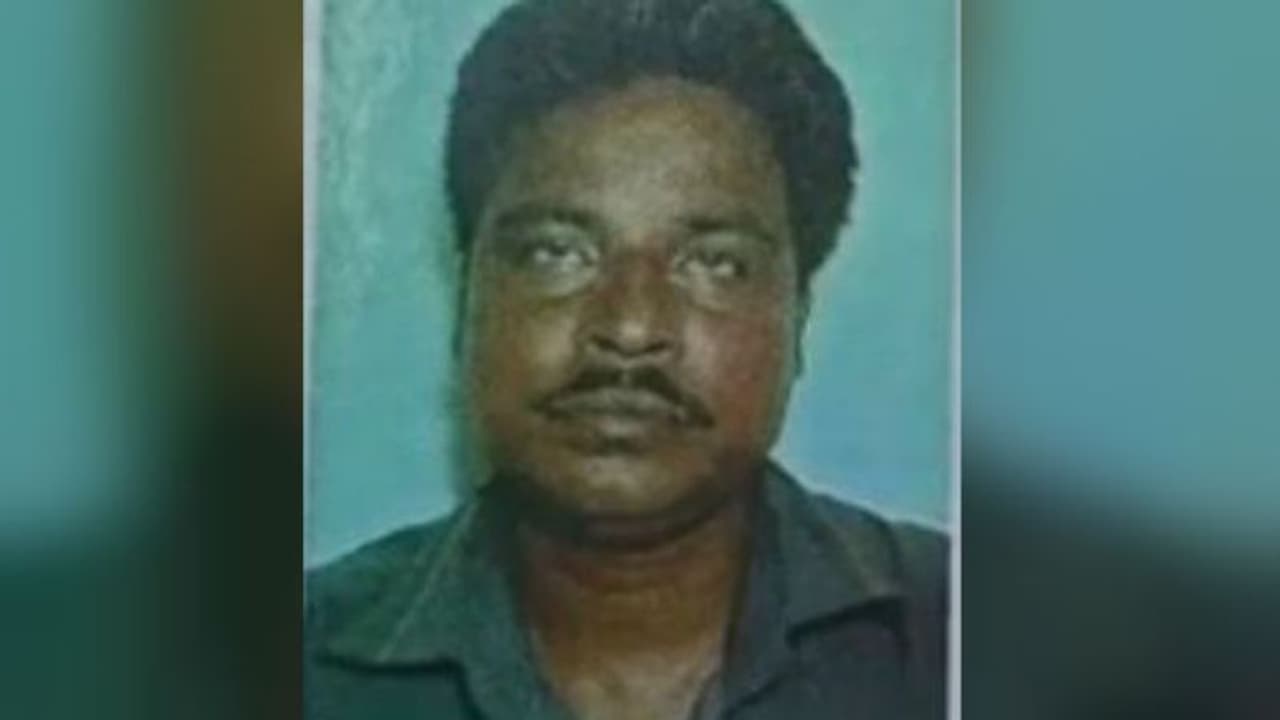 পুকুরে ভেসে উঠল তৃণমূলকর্মীর দেহ, চাঞ্চল্য বর্ধমানের মাধবডিহিতে পুকুরে ভেসে উঠল তৃণমূলকর্মীর দেহ, চাঞ্চল্য বর্ধমানের মাধবডিহিতে