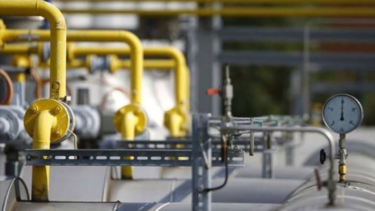 കൊച്ചിയിൽ സിറ്റി ഗ്യാസ് ലൈൻ പദ്ധതിയുടെ പൈപ്പ് പൊട്ടി വാതകം ചോര്ന്നു കൊച്ചിയിൽ സിറ്റി ഗ്യാസ് ലൈൻ പദ്ധതിയുടെ പൈപ്പ് പൊട്ടി വാതകം ചോര്ന്നു