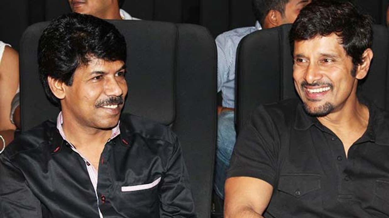 சந்தடி சாக்கில் இயக்குனர் பாலாவை மறைமுகமாக போட்டு தாக்கிய விக்ரம்..! கோடம்பாக்கத்துல இப்போ இது தான் பேச்சு பாஸ்..! சந்தடி சாக்கில் இயக்குனர் பாலாவை மறைமுகமாக போட்டு தாக்கிய விக்ரம்..! கோடம்பாக்கத்துல இப்போ இது தான் பேச்சு பாஸ்..!