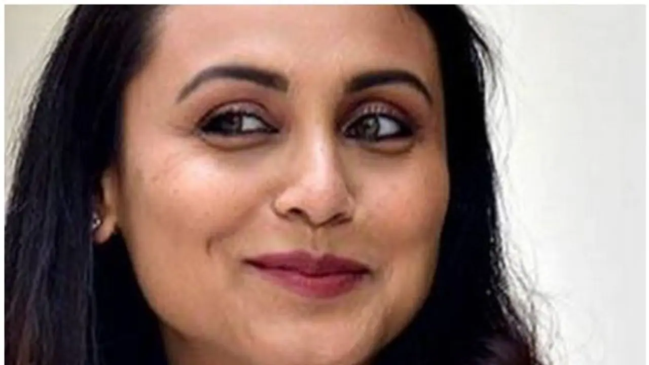 അന്നത്തെപ്പോലെയുള്ള ഒരു ദേഷ്യത്തില് നിന്നാണ് ഞങ്ങളുടെ സിനിമ; റാണി മുഖര്ജി പറയുന്നു അന്നത്തെപ്പോലെയുള്ള ഒരു ദേഷ്യത്തില് നിന്നാണ് ഞങ്ങളുടെ സിനിമ; റാണി മുഖര്ജി പറയുന്നു