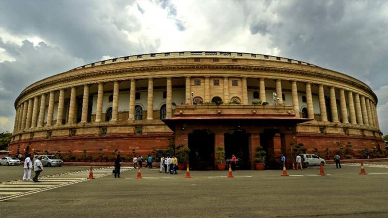 भाजपा ने अपने सांसदों के लिए 9 11 दिसंबर तक व्हिप जारी किया, नागरिकता संशोधन बिल हो सकता है पेश