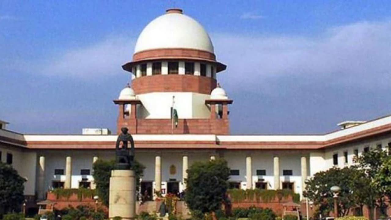 தேவைப்பட்டால் உள்ளாட்சித் தேர்தலை தள்ளி வைக்க முடியும் !! உச்சநீதிமன்றம் அதிரடி கருத்து !! நாளை காலை தீர்ப்பு !!