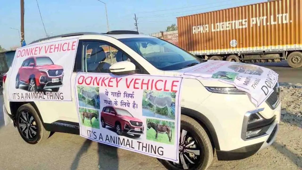 ರೊಚ್ಚಿಗೆದ್ದ ಗ್ರಾಹಕನಿಂದ ಕತ್ತೆ ವಾಹನ ಬೋರ್ಡ್; ಕೋರ್ಟ್ ಮೆಟ್ಟಿಲೇರಿದ MG !