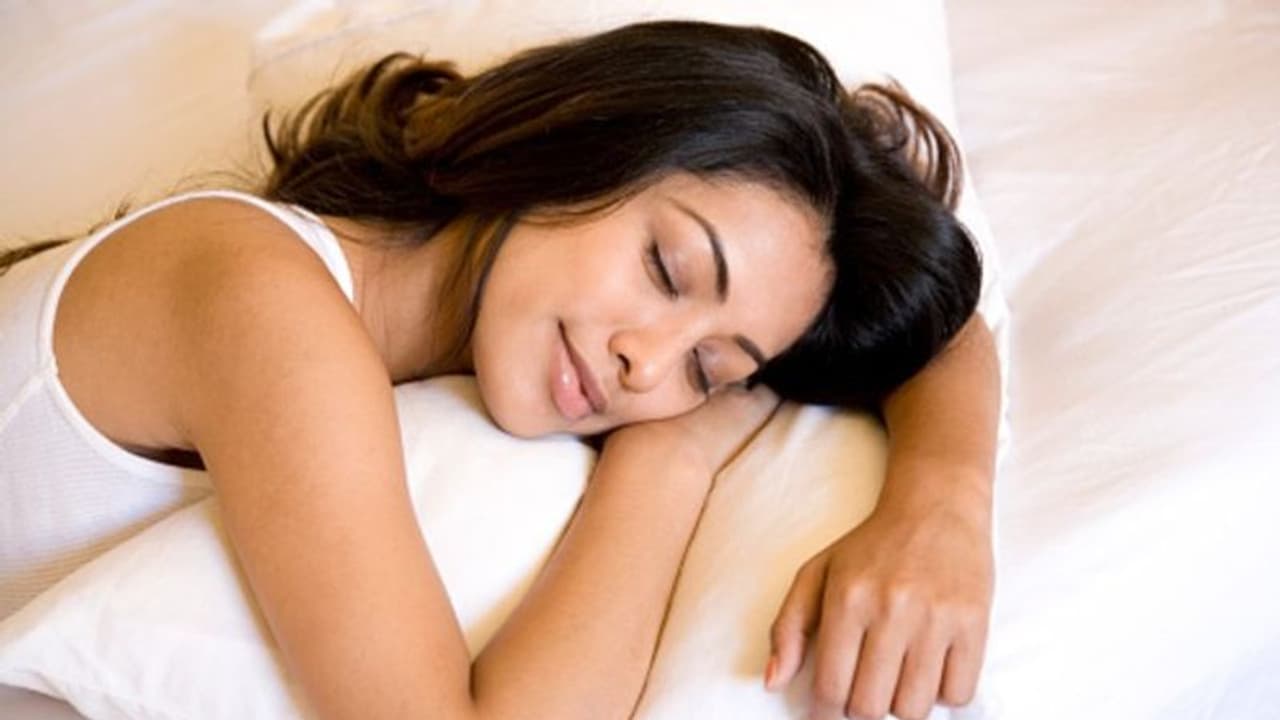 এক ঘুমে লাখ টাকা, অভিনব চাকরি দিচ্ছে ভারতেরই একটি সংস্থা এক ঘুমে লাখ টাকা, অভিনব চাকরি দিচ্ছে ভারতেরই একটি সংস্থা