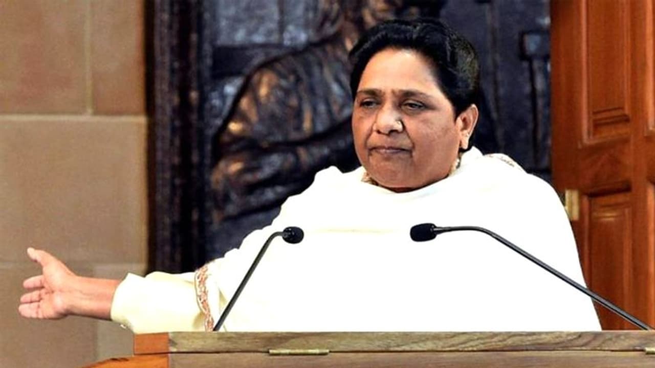 मायावती ने कहा हैदराबाद पुलिस से सबक ले UP पुलिस, रेपिस्टों के मन में पैदा होगा डर मायावती ने कहा हैदराबाद पुलिस से सबक ले UP पुलिस, रेपिस्टों के मन में पैदा होगा डर