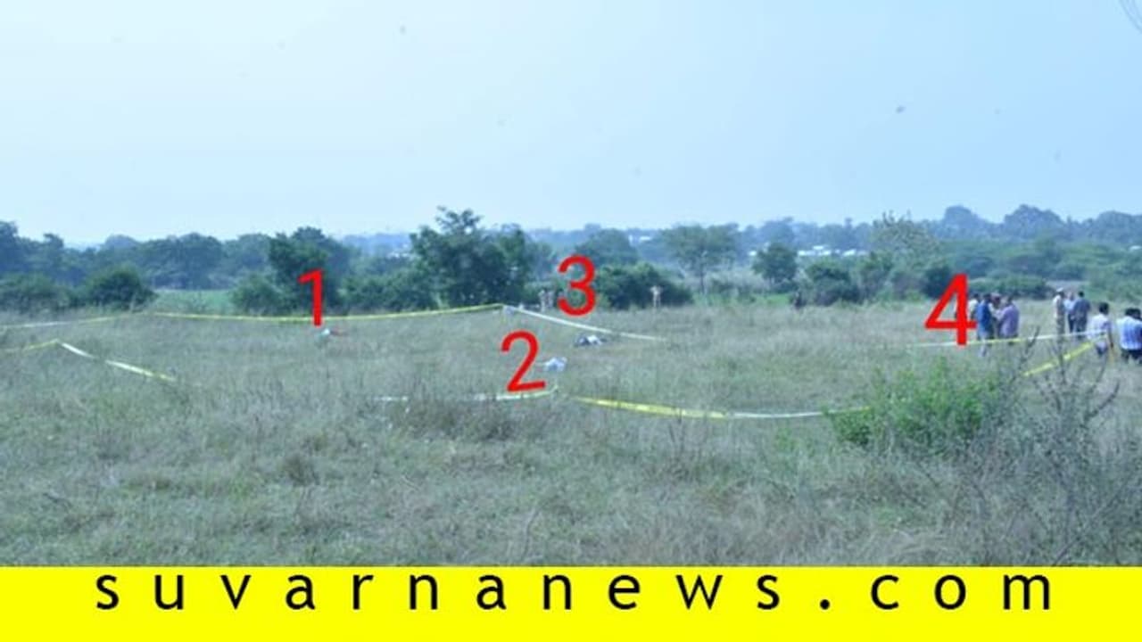 ಕೊಂದಿದ್ದು ಸರಿ, ತಪ್ಪು: ಆರೋಪಿಗಳ ಕುಟುಂಬದವರ ಮಿಶ್ರ ಪ್ರತಿಕ್ರಿಯೆ! ಕೊಂದಿದ್ದು ಸರಿ, ತಪ್ಪು: ಆರೋಪಿಗಳ ಕುಟುಂಬದವರ ಮಿಶ್ರ ಪ್ರತಿಕ್ರಿಯೆ!