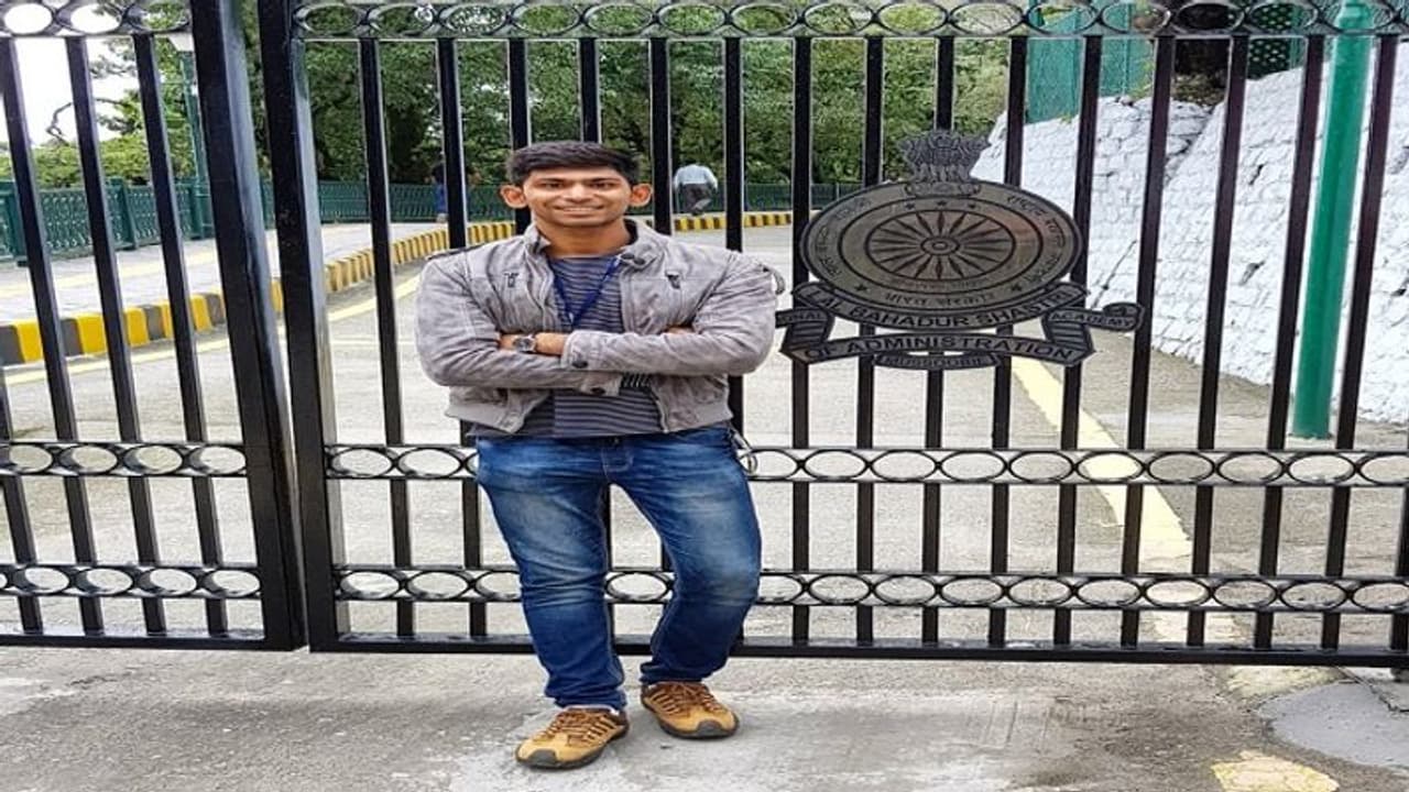 दूसरी कोशिश में किया UPSC Exam क्रैक, जानें इनकी सफलता के राज दूसरी कोशिश में किया UPSC Exam क्रैक, जानें इनकी सफलता के राज