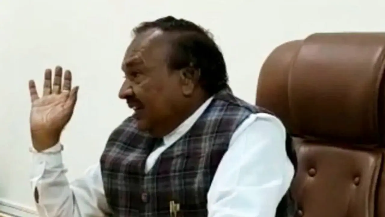 ಸದ್ಯ ಶರತ್ ಬಚ್ಚೇಗೌಡರ ಅಗತ್ಯವಿಲ್ಲ ಎಂದ್ರು ಈಶ್ವರಪ್ಪ ಸದ್ಯ ಶರತ್ ಬಚ್ಚೇಗೌಡರ ಅಗತ್ಯವಿಲ್ಲ ಎಂದ್ರು ಈಶ್ವರಪ್ಪ