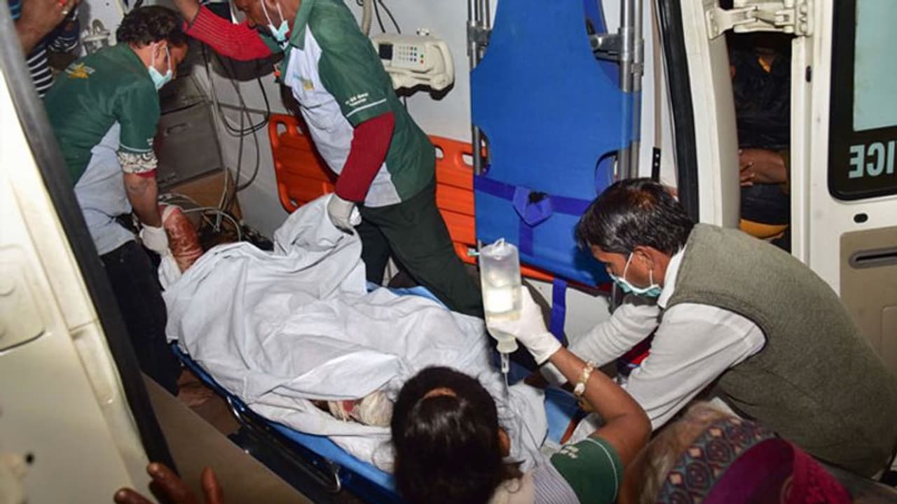 उन्नाव रेप पीड़िता की पोस्टमार्टम रिपोर्ट आई सामने, पता चला कि कैसे हुई मौत उन्नाव रेप पीड़िता की पोस्टमार्टम रिपोर्ट आई सामने, पता चला कि कैसे हुई मौत