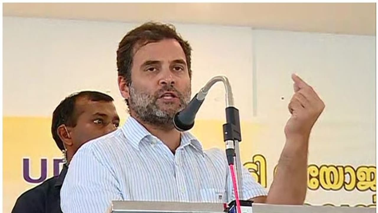 ബിപിസിഎൽ മോദി വിൽക്കുന്നത് യജമാനന്മാര്‍ക്ക് വേണ്ടി; രാഹുല്‍ ഗാന്ധി