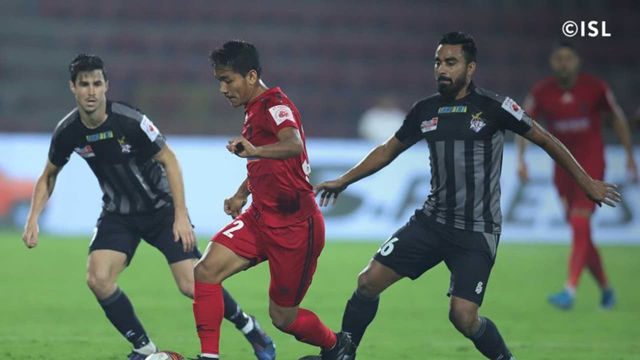 ISL 2019: ನಾರ್ತ್ ಈಸ್ಟ್ ವಿರುದ್ಧ ಎಟಿಕೆಗೆ ಭರ್ಜರಿ ಗೆಲುವು; ಅಗ್ರಸ್ಥಾನಕ್ಕೆ ಲಗ್ಗೆ! ISL 2019: ನಾರ್ತ್ ಈಸ್ಟ್ ವಿರುದ್ಧ ಎಟಿಕೆಗೆ ಭರ್ಜರಿ ಗೆಲುವು; ಅಗ್ರಸ್ಥಾನಕ್ಕೆ ಲಗ್ಗೆ!