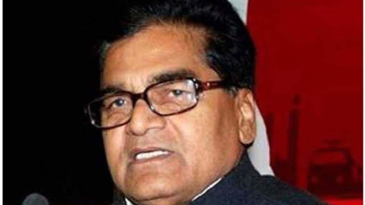 உத்தரப்பிரதேச அரசை கலைத்துவிடுங்கள்: சமாஜ்வாதி கட்சி வலியுறுத்தல்....