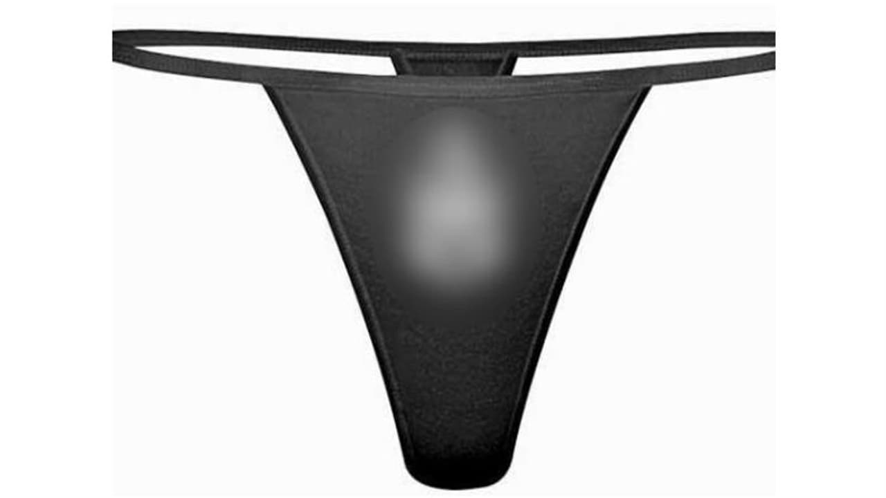 അടിവസ്ത്രത്തില്‍ ഗണപതിയുടെ ചിത്രം; വെട്ടിലായി വസ്ത്ര നിര്‍മ്മാണ കമ്പനി