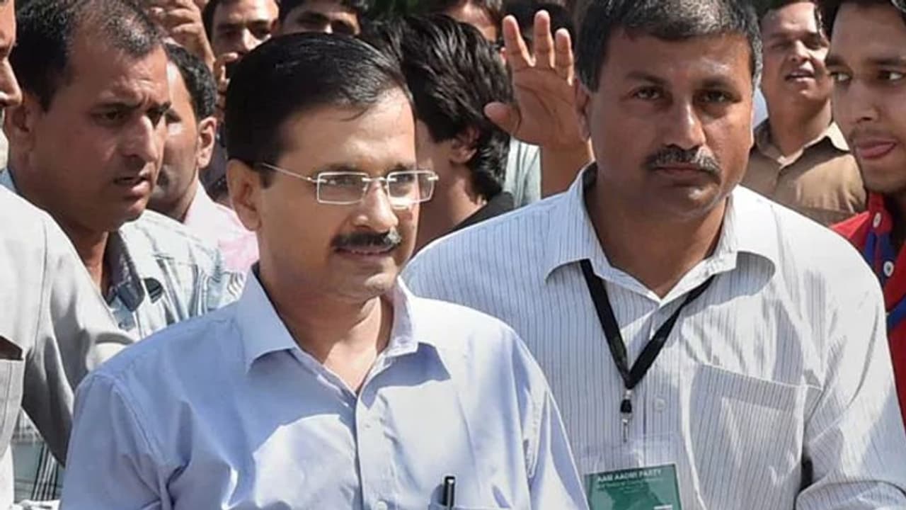 दिल्ली में 'विकराल' हुआ कोरोना, क्या झूठे थे राज्य सरकार के दावे