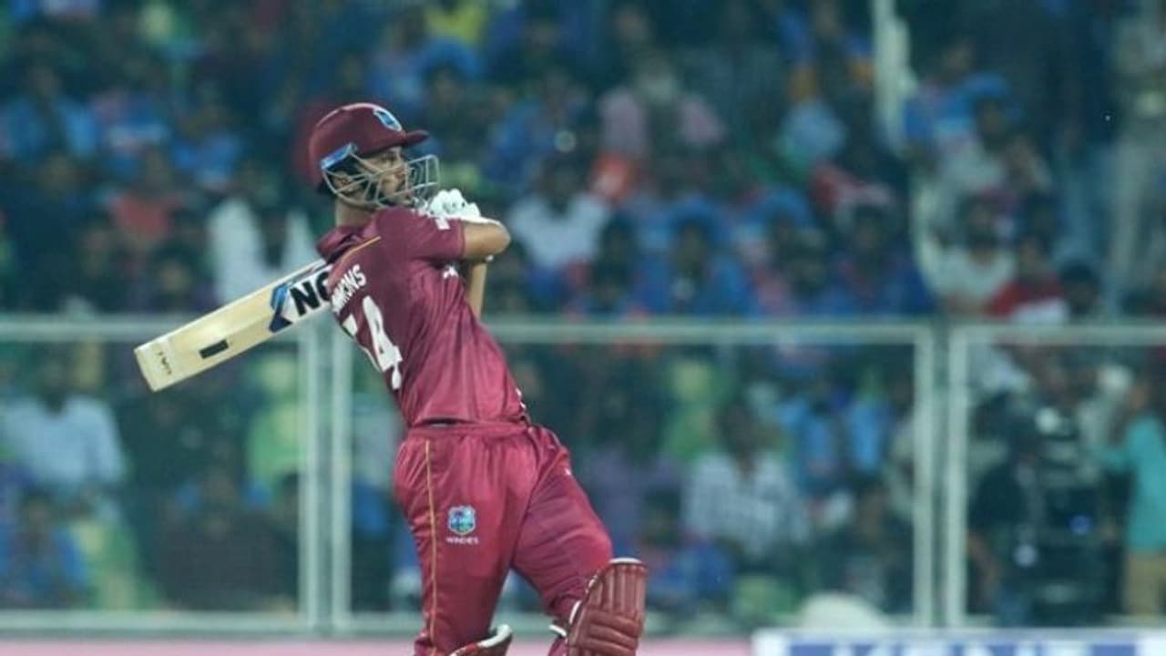 லெண்டல் சிம்மன்ஸின் காட்டடி தர்பார்.. அயர்லாந்து நிர்ணயித்த இலக்கை சட்டு புட்டுனு அடித்து சோலியை முடித்த சிம்மன்ஸ் லெண்டல் சிம்மன்ஸின் காட்டடி தர்பார்.. அயர்லாந்து நிர்ணயித்த இலக்கை சட்டு புட்டுனு அடித்து சோலியை முடித்த சிம்மன்ஸ்