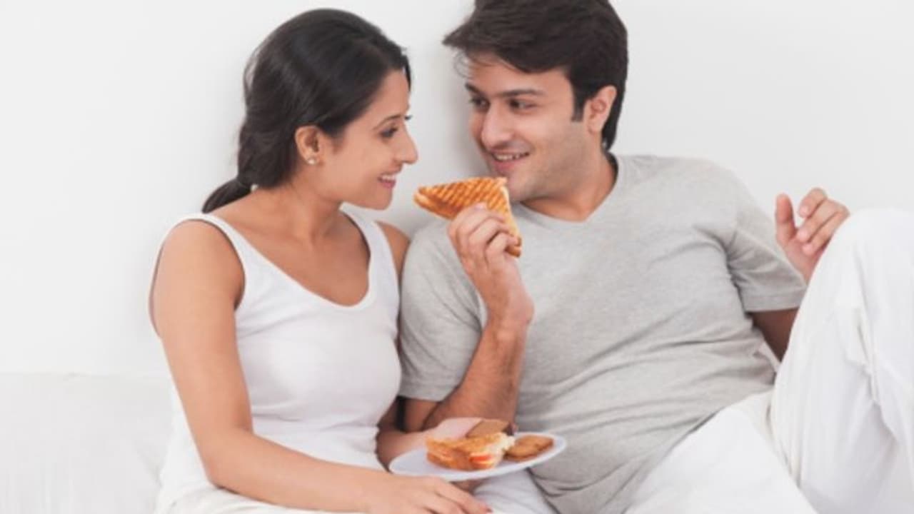 বিয়ের আগে ভুল করেও এইসব খাবার খাবেন না, তাহলেই হতে পারে মারাত্মক বিপদ বিয়ের আগে ভুল করেও এইসব খাবার খাবেন না, তাহলেই হতে পারে মারাত্মক বিপদ