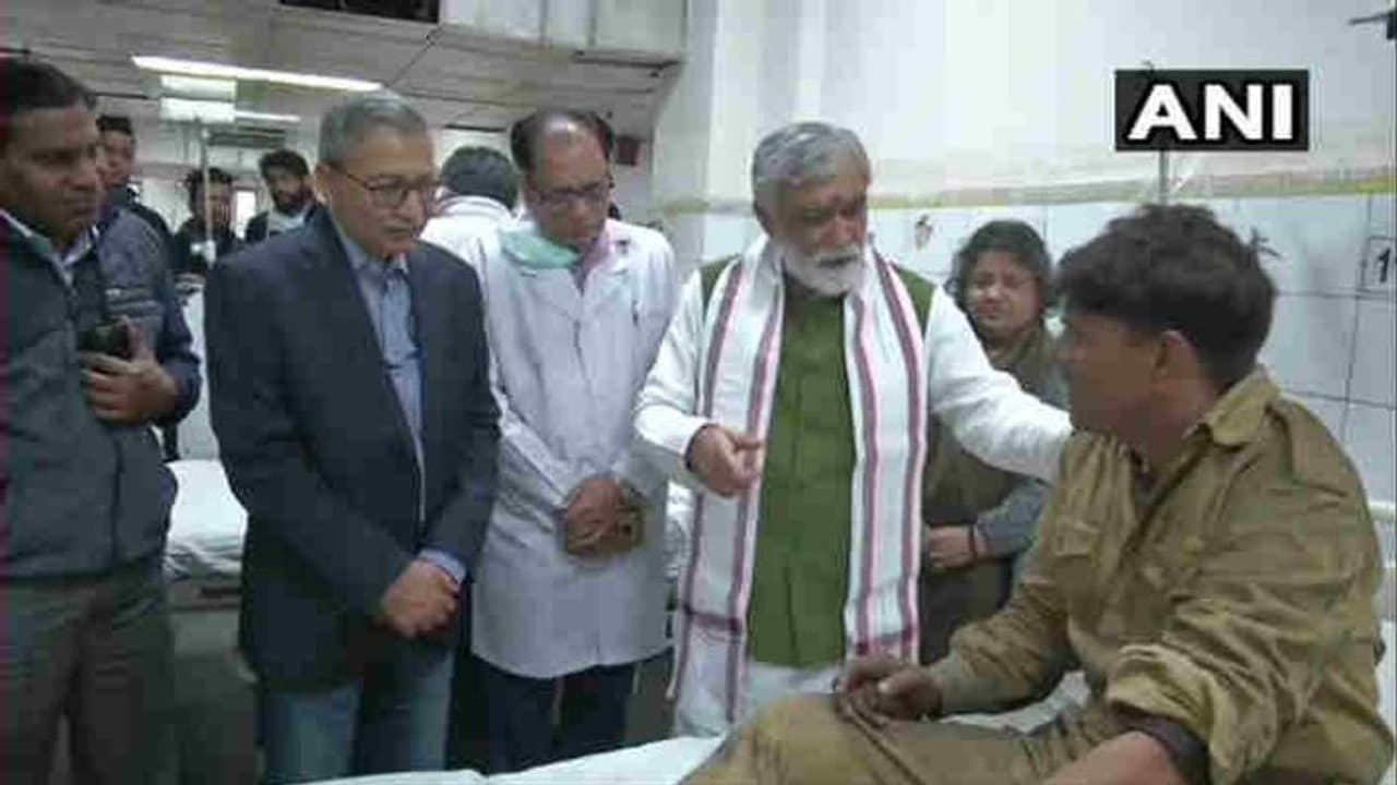 दिल्ली की आग में मरने वाले 30 बिहारियों की लिस्ट जारी, 10 समस्तीपुर के दिल्ली की आग में मरने वाले 30 बिहारियों की लिस्ट जारी, 10 समस्तीपुर के