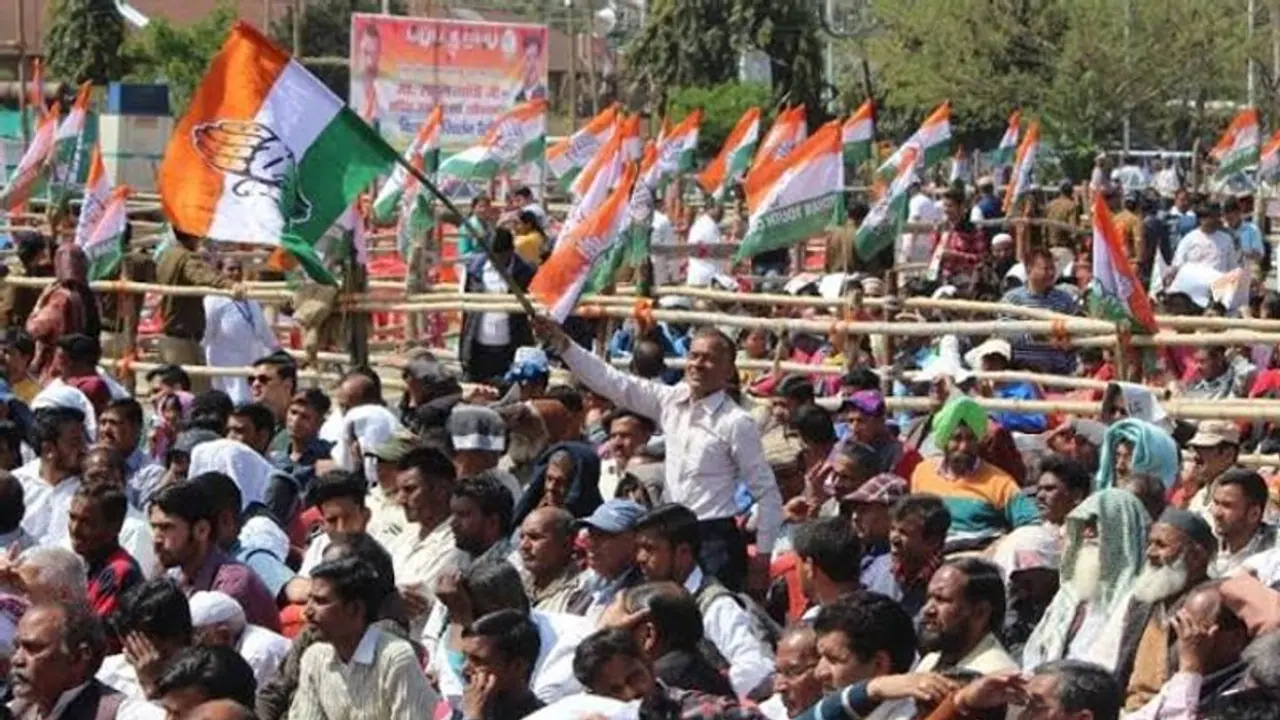 झारखंड विधानसभा चुनाव: PM मोदी और राहुल गांधी की दो दो रैलियां, तीसरे फेज में कुछ ऐसा है सीटों का समीकरण झारखंड विधानसभा चुनाव: PM मोदी और राहुल गांधी की दो दो रैलियां, तीसरे फेज में कुछ ऐसा है सीटों का समीकरण