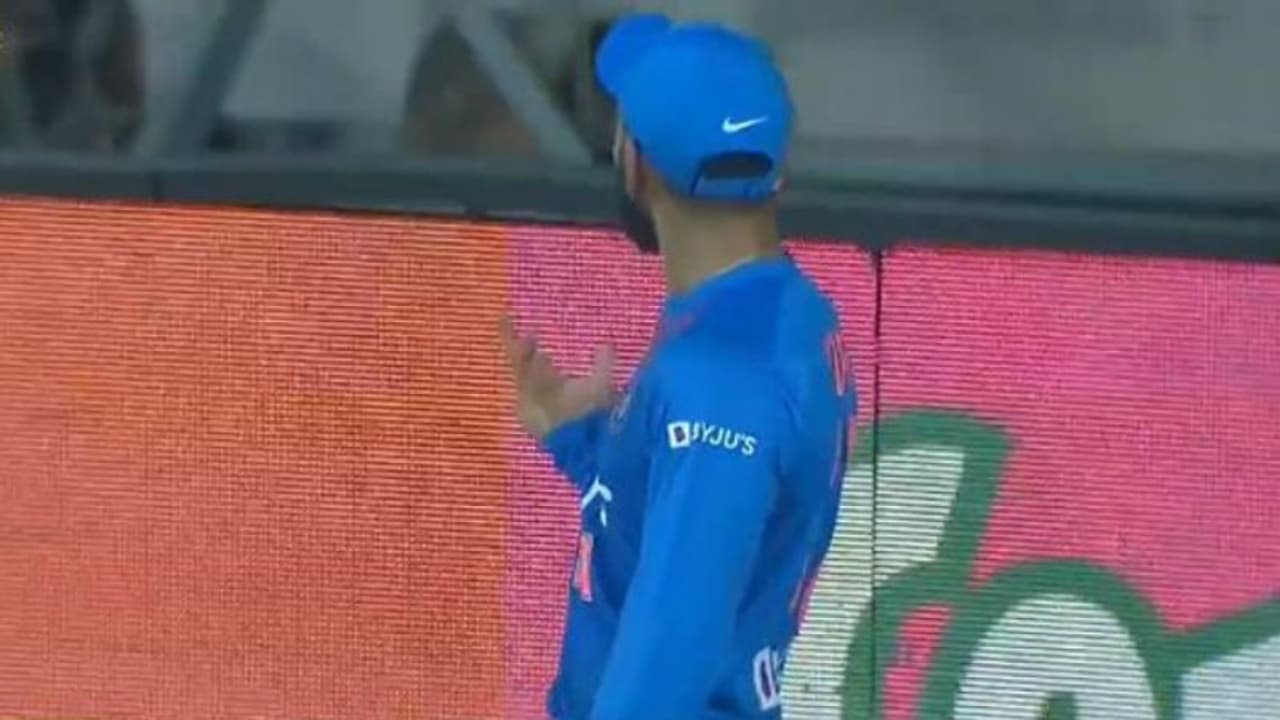 கோலியின் அதிகப்பிரசங்கித்தனம் கொஞ்சம் ஓவராத்தான் போய்கிட்டு இருக்கு