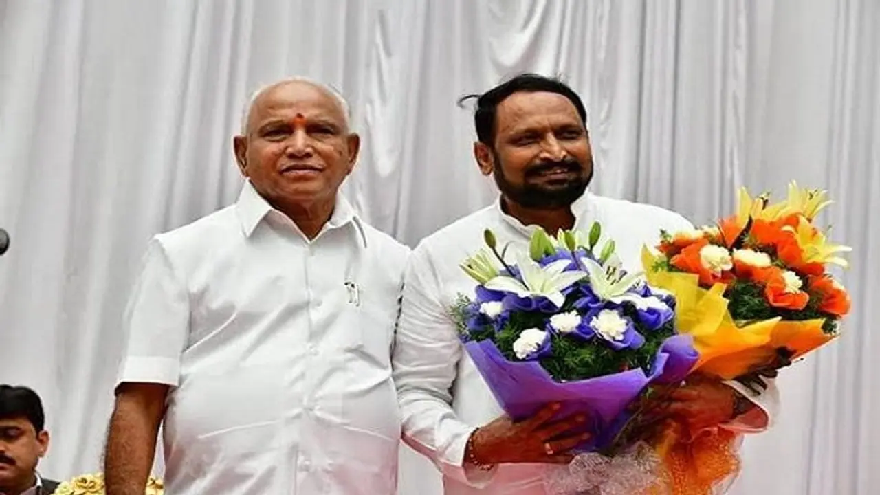 ಬೈ ಎಲೆಕ್ಷನ್: ಕಾಂಗ್ರೆಸ್ ಅಭ್ಯರ್ಥಿ ಗೆಲುವಿನೊಂದಿಗೆ ಸವದಿ ರಾಜಕೀಯ ಹಾದಿ ಸುಗಮ..? ಬೈ ಎಲೆಕ್ಷನ್: ಕಾಂಗ್ರೆಸ್ ಅಭ್ಯರ್ಥಿ ಗೆಲುವಿನೊಂದಿಗೆ ಸವದಿ ರಾಜಕೀಯ ಹಾದಿ ಸುಗಮ..?