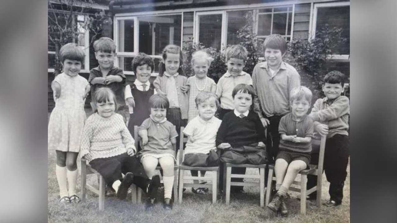 रिसर्च के नाम पर गर्भ में ही बर्बाद हो गई थी 2 हजार बच्चों की जिंदगी, बिना हाथ पैर के हुए थे पैदा रिसर्च के नाम पर गर्भ में ही बर्बाद हो गई थी 2 हजार बच्चों की जिंदगी, बिना हाथ पैर के हुए थे पैदा