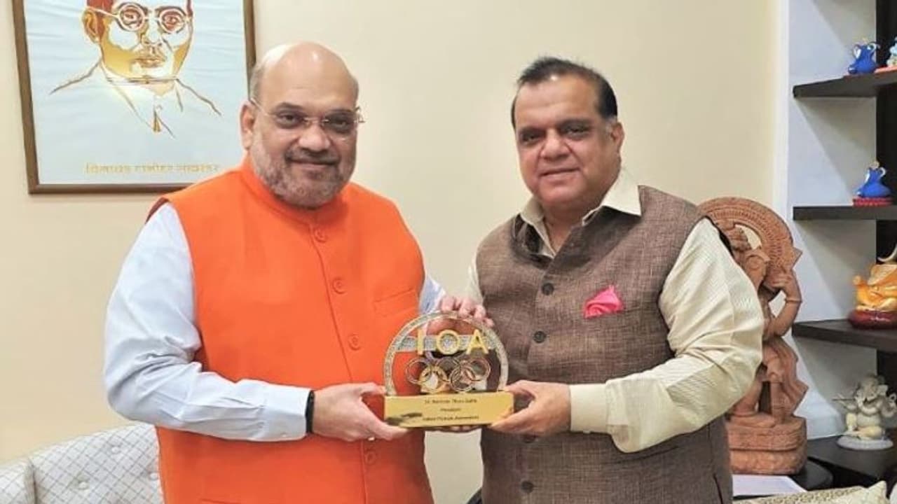 দেশের অলিম্পিক প্রস্তুতির রিপোর্ট, স্বরাষ্ট্রমন্ত্রীর সঙ্গে দেখা আইওএ প্রধান নরেন্দ্র বাত্রার দেশের অলিম্পিক প্রস্তুতির রিপোর্ট, স্বরাষ্ট্রমন্ত্রীর সঙ্গে দেখা আইওএ প্রধান নরেন্দ্র বাত্রার