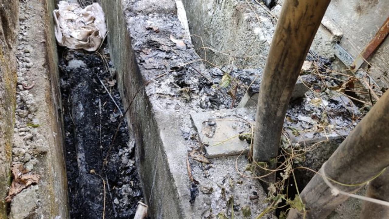 ഹരിപ്പാട് റവന്യൂ ടവറില് ട്രാൻസ്ഫോർമറിലേക്ക് ബന്ധിപ്പിക്കുന്ന വൈദ്യുത കേബിളുകൾ കത്തിച്ച നിലയിൽ ഹരിപ്പാട് റവന്യൂ ടവറില് ട്രാൻസ്ഫോർമറിലേക്ക് ബന്ധിപ്പിക്കുന്ന വൈദ്യുത കേബിളുകൾ കത്തിച്ച നിലയിൽ