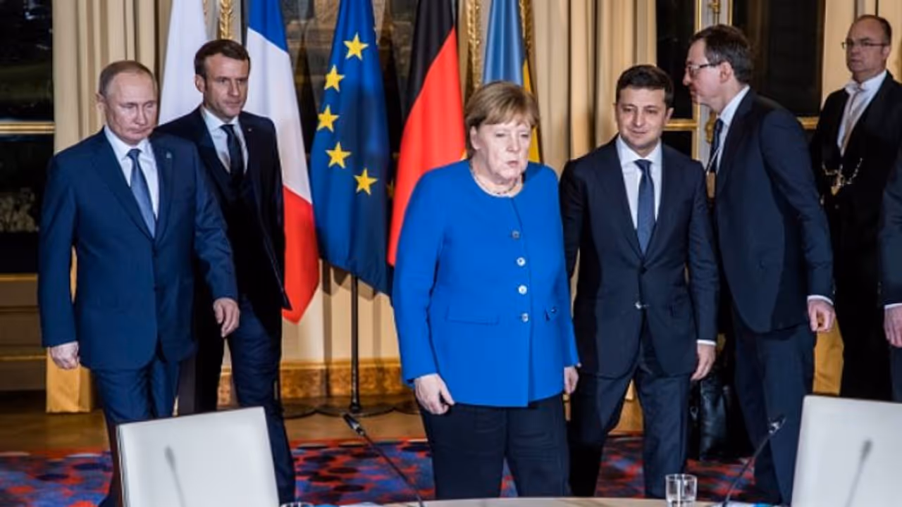 പുതിൻ സെലൻസ്കി കൂടിക്കാഴ്ച: സംഘര്ഷങ്ങൾക്ക് അറുതി വരുത്താൻ ധാരണ പുതിൻ സെലൻസ്കി കൂടിക്കാഴ്ച: സംഘര്ഷങ്ങൾക്ക് അറുതി വരുത്താൻ ധാരണ