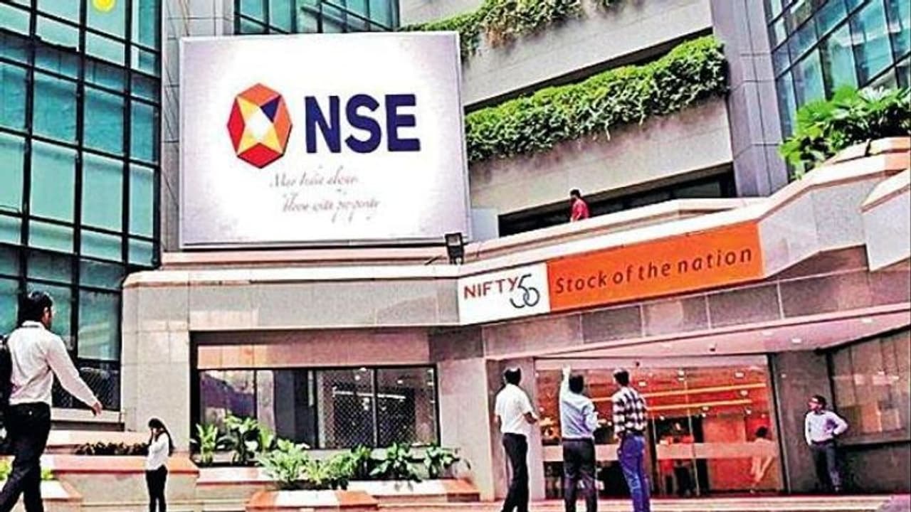 బీకేర్ఫుల్: పవర్ ఆఫ్ అటార్నీపై ఇన్వెస్టర్లకు ఎన్ఎస్ఈ అడ్వైజరీ బీకేర్ఫుల్: పవర్ ఆఫ్ అటార్నీపై ఇన్వెస్టర్లకు ఎన్ఎస్ఈ అడ్వైజరీ