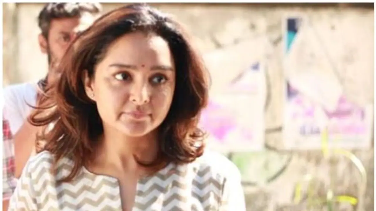 ഹൊറര് ചിത്രവുമായി മഞ്ജു വാര്യര് വീഡിയോ ഹൊറര് ചിത്രവുമായി മഞ്ജു വാര്യര് വീഡിയോ