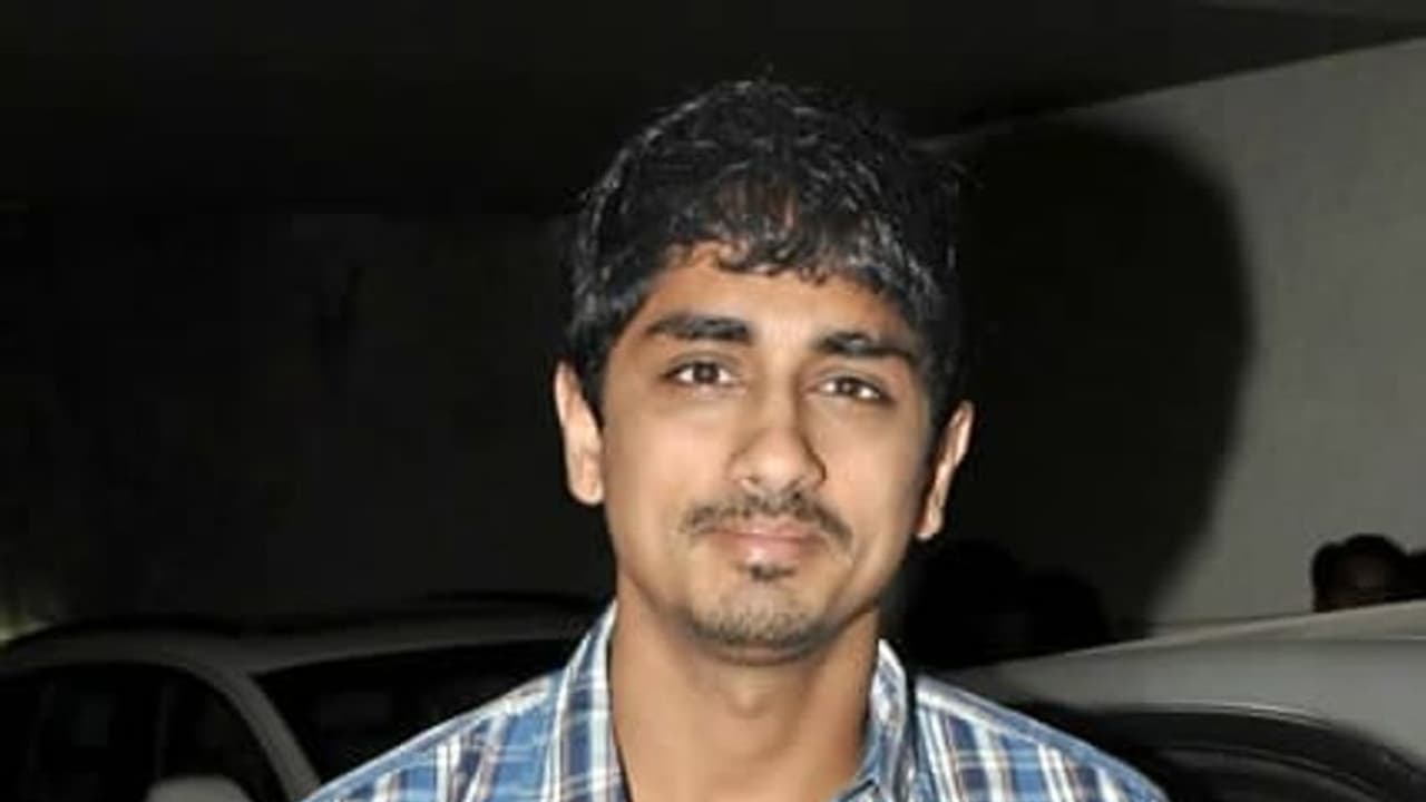 ஜெயலலிதா இருந்திருந்தால் இப்படி நடந்திருக்குமா...!! எடப்பாடியை கரித்து கொட்டிய நடிகர்..!! ஜெயலலிதா இருந்திருந்தால் இப்படி நடந்திருக்குமா...!! எடப்பாடியை கரித்து கொட்டிய நடிகர்..!!