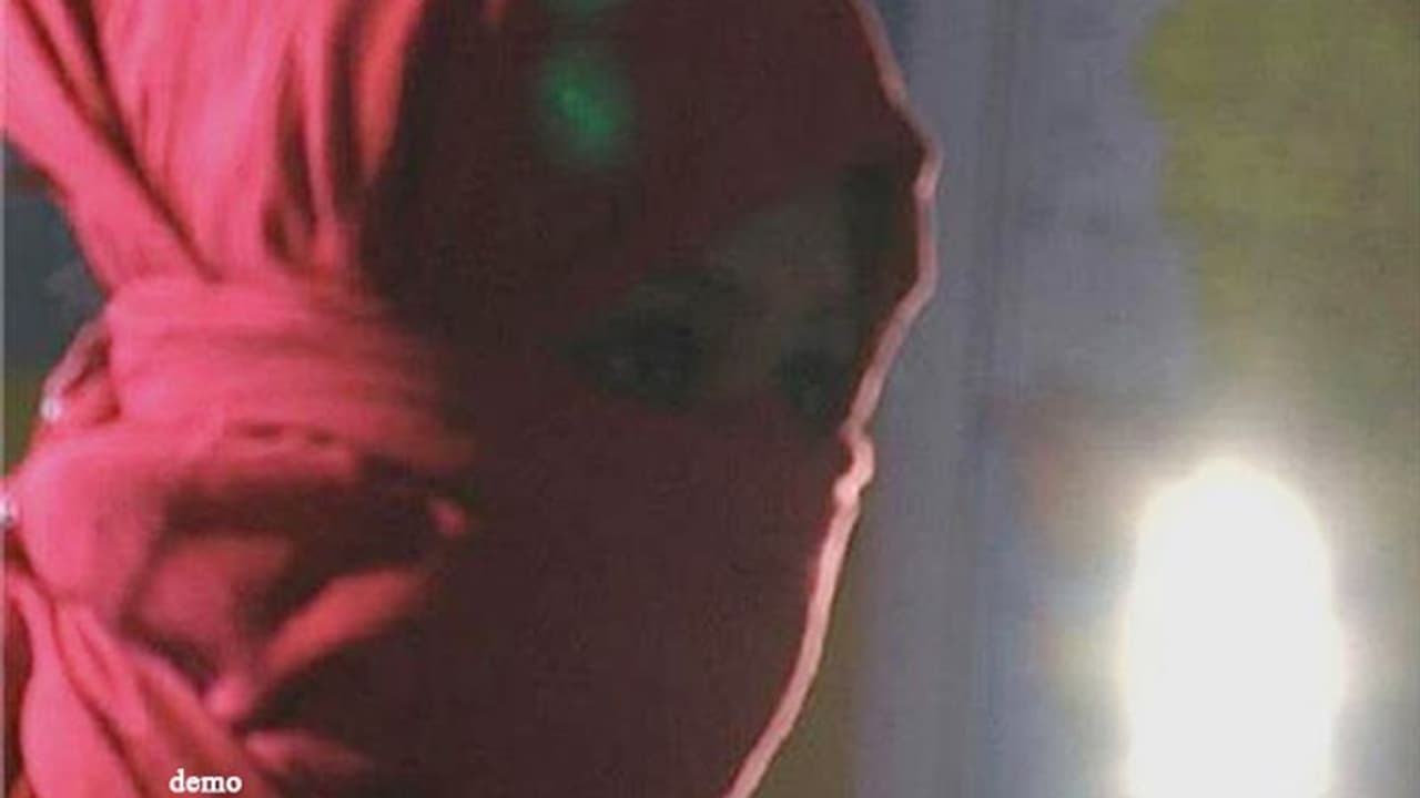 இளம்பெண்ணுடன் அடிக்கடி உல்லாசமாக இருந்த 42 வயது என்ஜினீயர்... நேரில் பார்த்த கணவர் கடுப்பில் எடுத்த விபரீத முடிவு..!