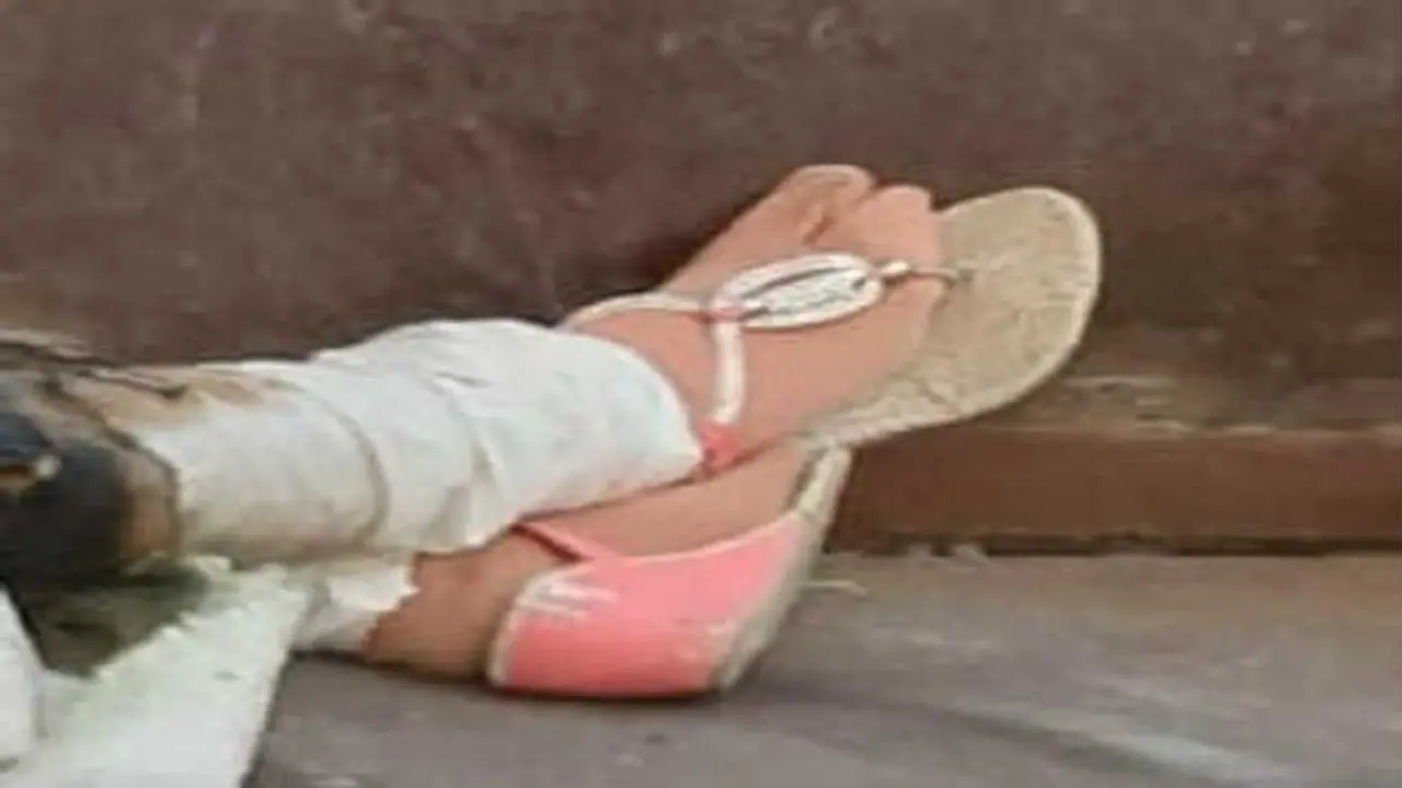 बक्सर कांड का खुलासा, 17 लाख खर्च कर की शादी, फिर क्यों पिता ही बन गया बेटी का हत्यारा बक्सर कांड का खुलासा, 17 लाख खर्च कर की शादी, फिर क्यों पिता ही बन गया बेटी का हत्यारा