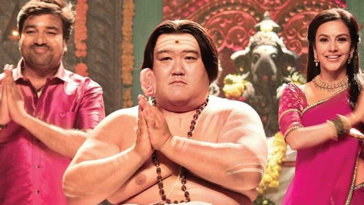 தித்திக்கும் பொங்கலுக்கு காமெடி விருந்து படைக்க வரும் 'சுமோ'! ட்ரைலரை வெளியிட்ட ஏ.ஆர்.ரகுமான்! தித்திக்கும் பொங்கலுக்கு காமெடி விருந்து படைக்க வரும் 'சுமோ'! ட்ரைலரை வெளியிட்ட ஏ.ஆர்.ரகுமான்!